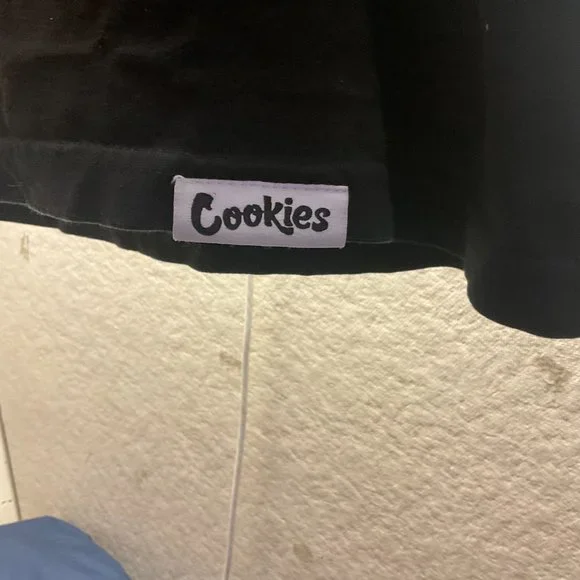Cookies Black Tee - Picture 3 of 4
